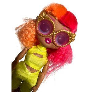 LOL Surprise OMG Doll Neonlicious Yellow Outfit Pink Orange Hair Sunglasses